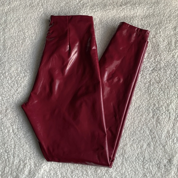 Guess Cherry Red Faux Leather Legging Pants - Picture 3 of 3